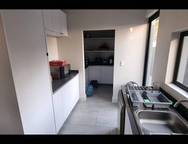 5 BEDROOM HOUSE FOR SALE IN HURLINGHAM